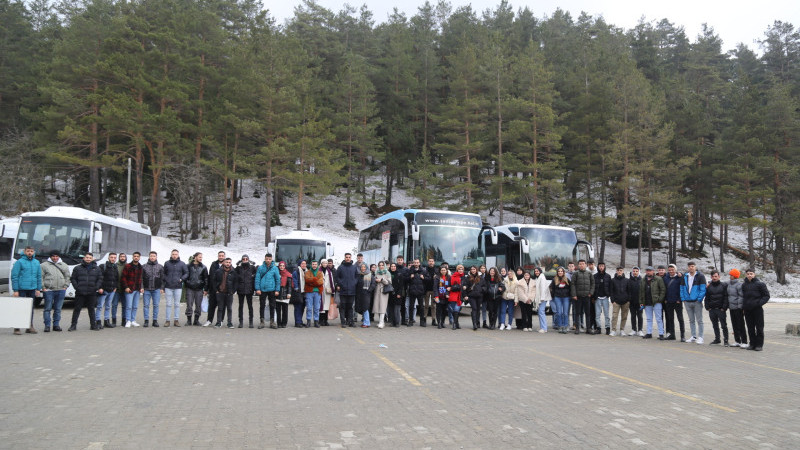 ŞALFED Gençleri Abant Kar Festivaline Götürdü